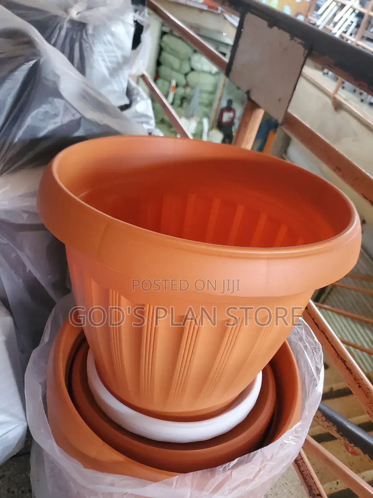 Branded Plastic Flower Branded Plastic Flower Pots