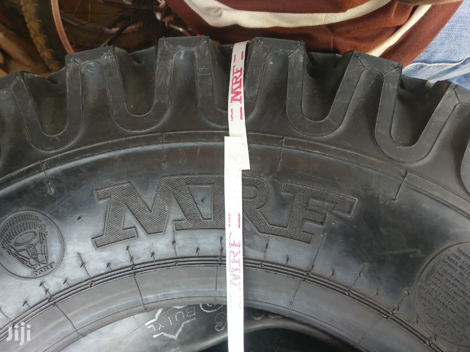 750r16 MRF M77