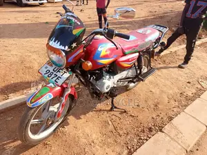 Bajaj Boxer 125 2024 Red