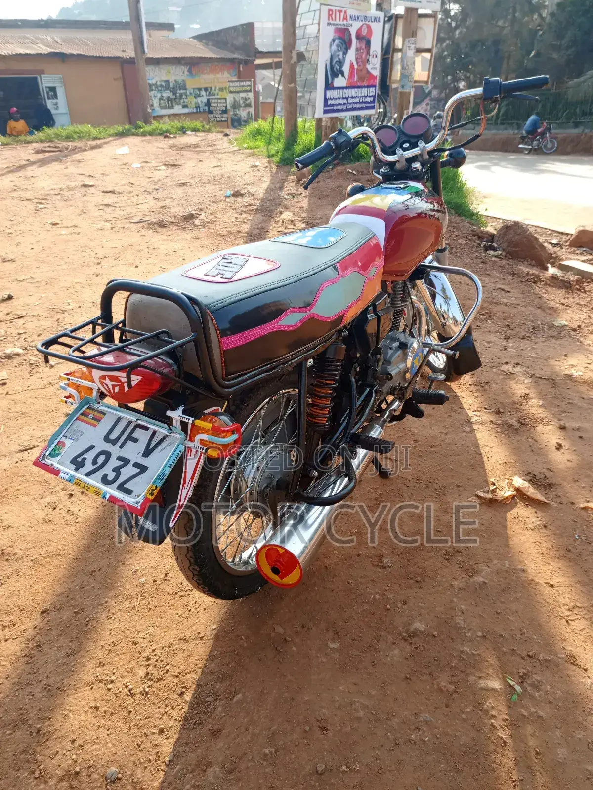 Bajaj Boxer 100 2022 Orange
