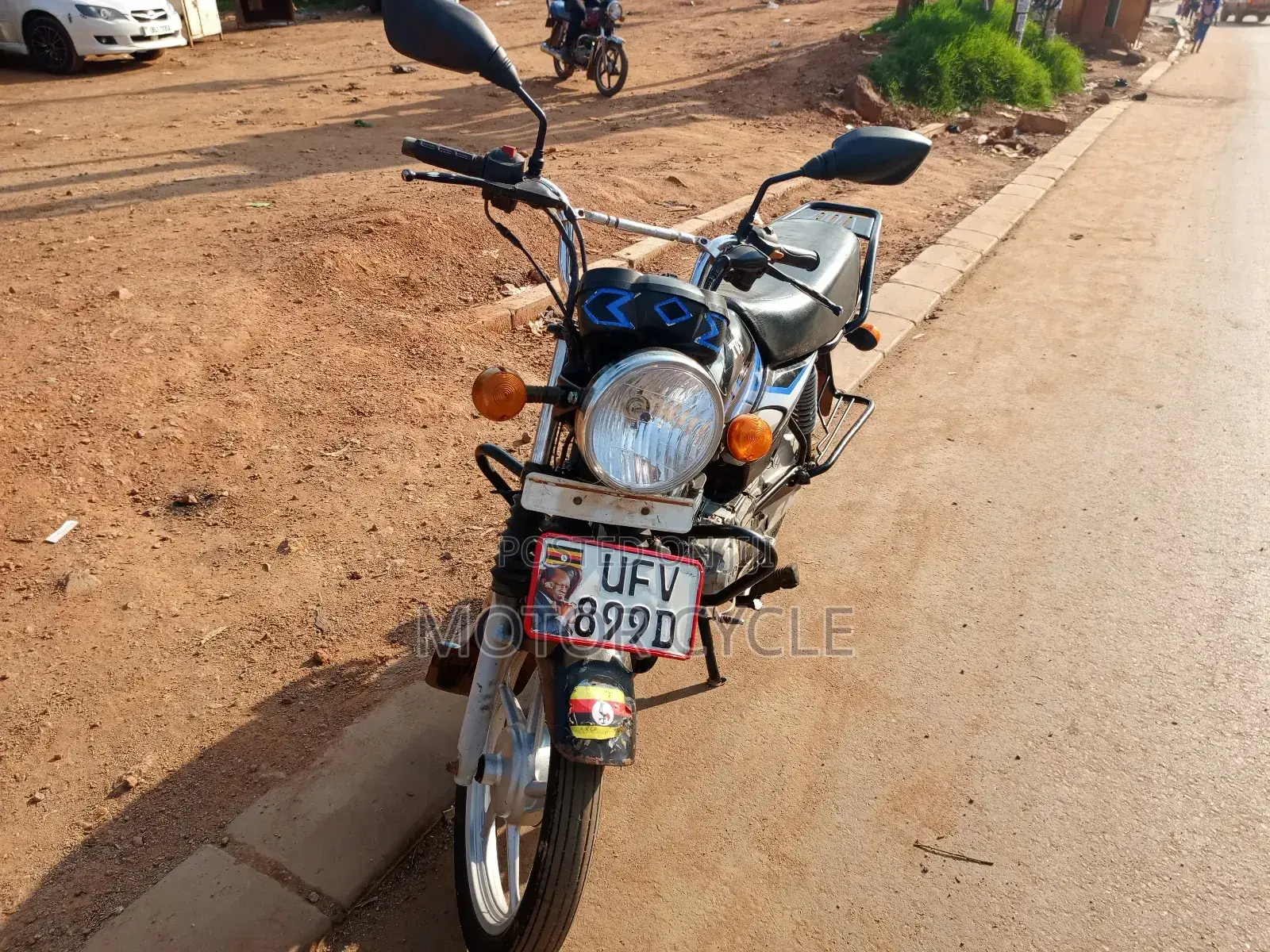 TVS HLX 125 2024 Black