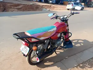 TVS HLX 125 2022 Red