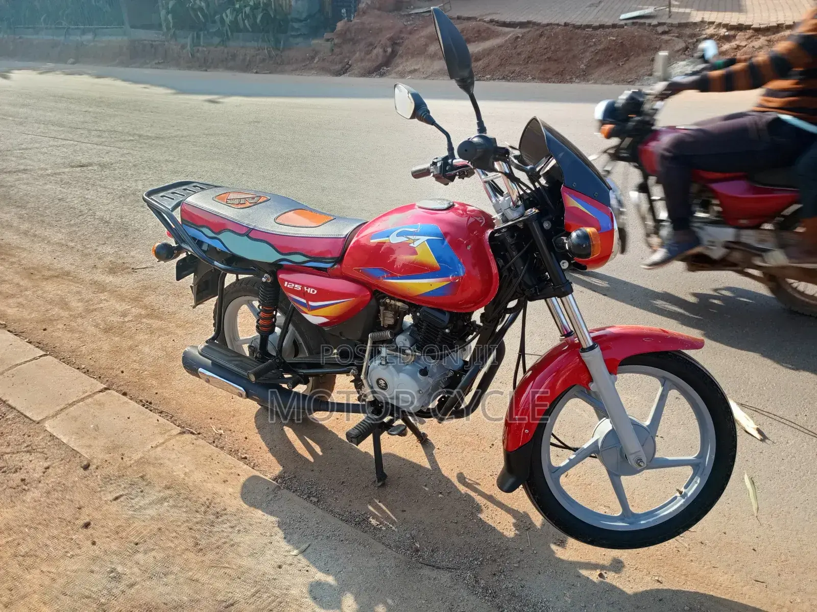 Bajaj Boxer 125 2025 Red