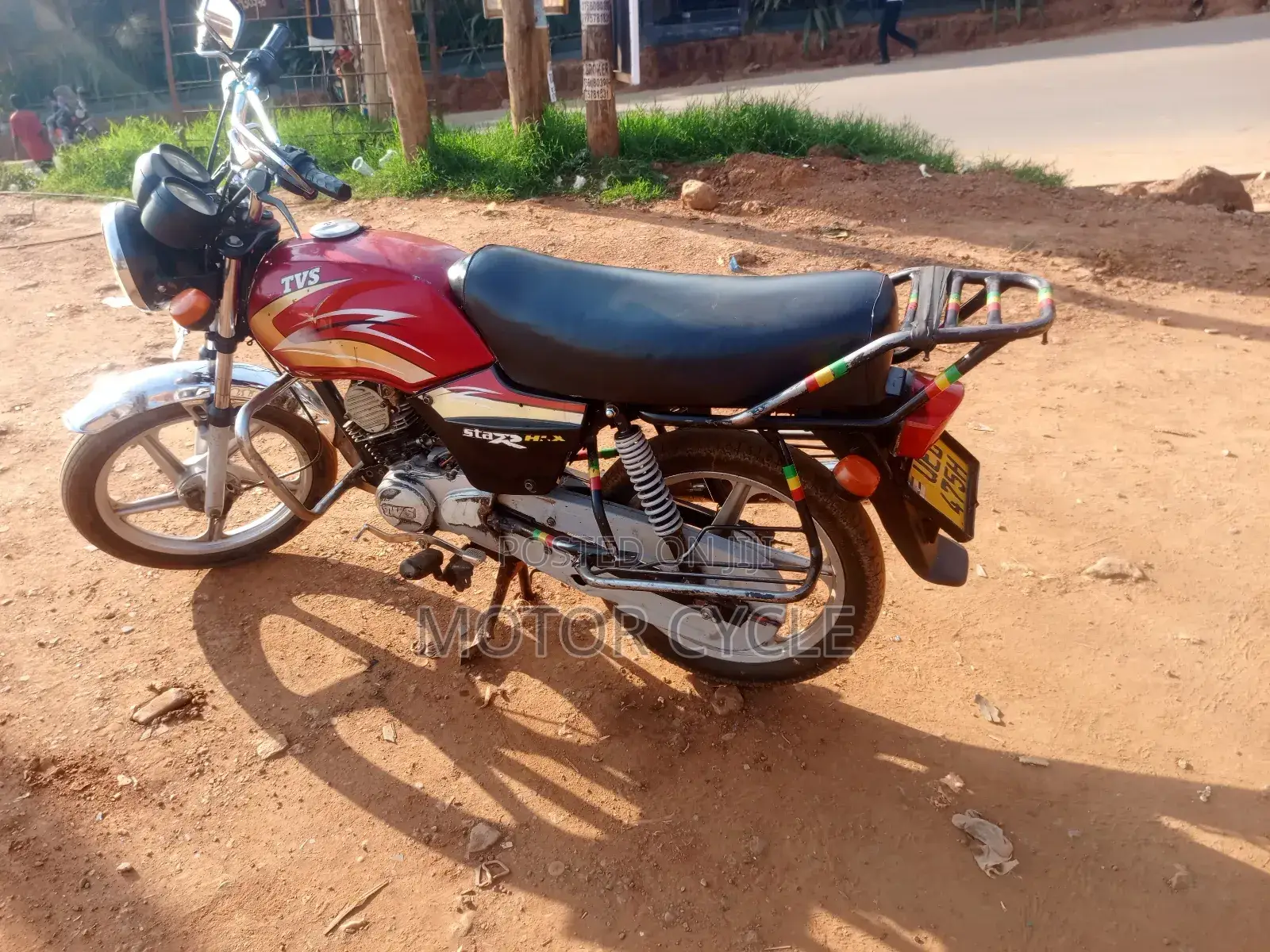 TVS HLX 125 2018 Red