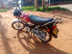 TVS HLX 125 2018 Red
