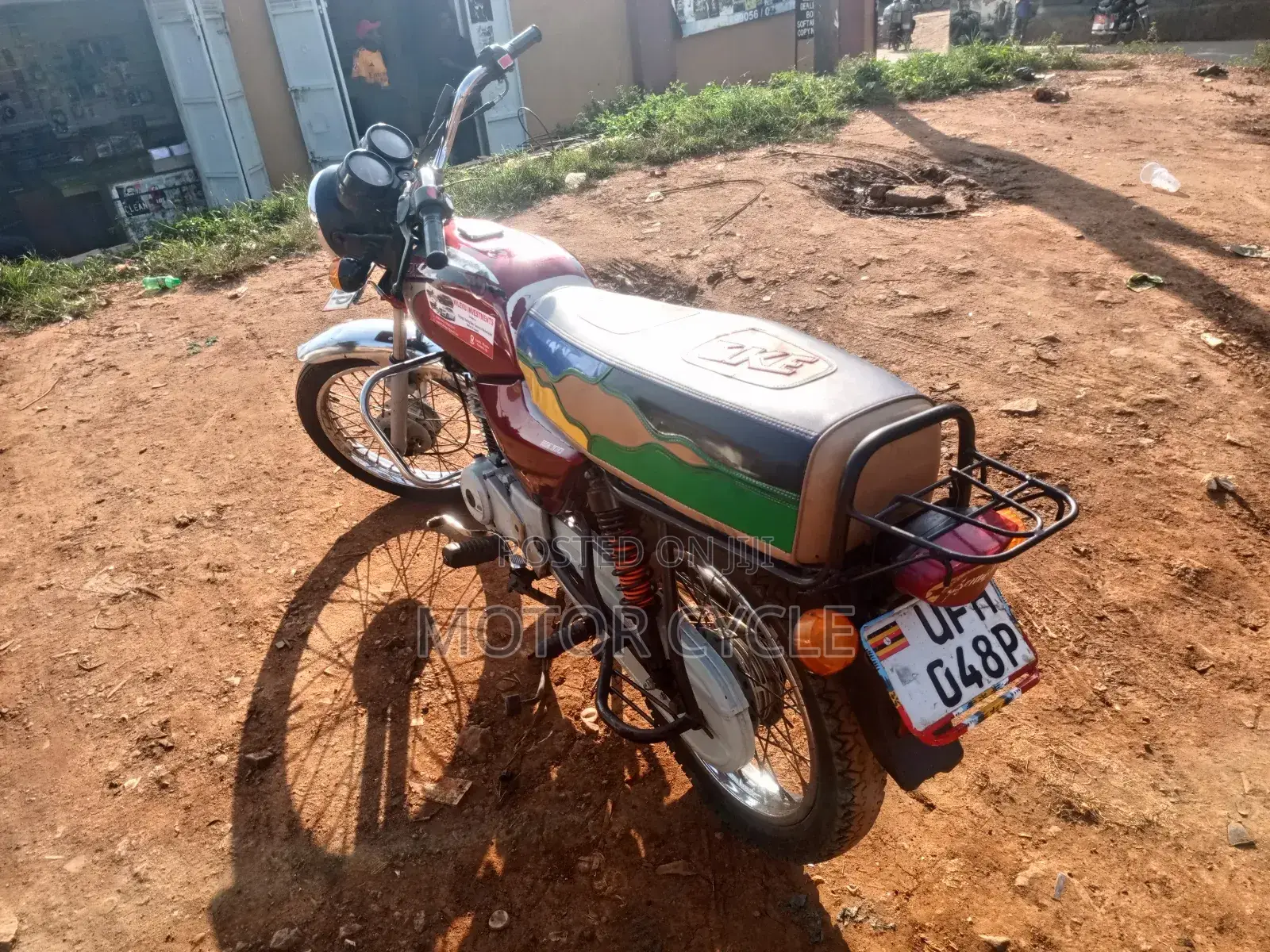 Bajaj Boxer 100 2022 Red