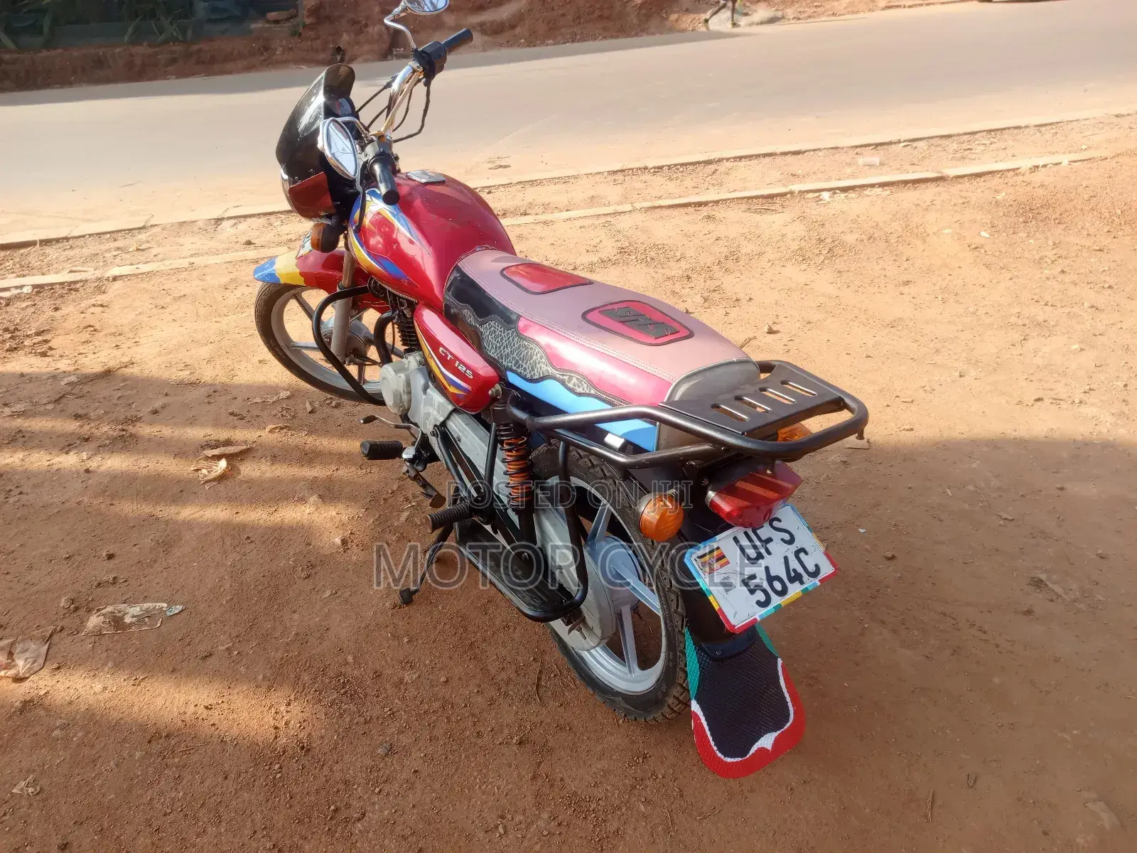 Bajaj Boxer 125 2023 Red