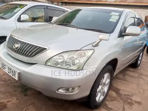 Photo - Toyota Harrier 2008 Beige