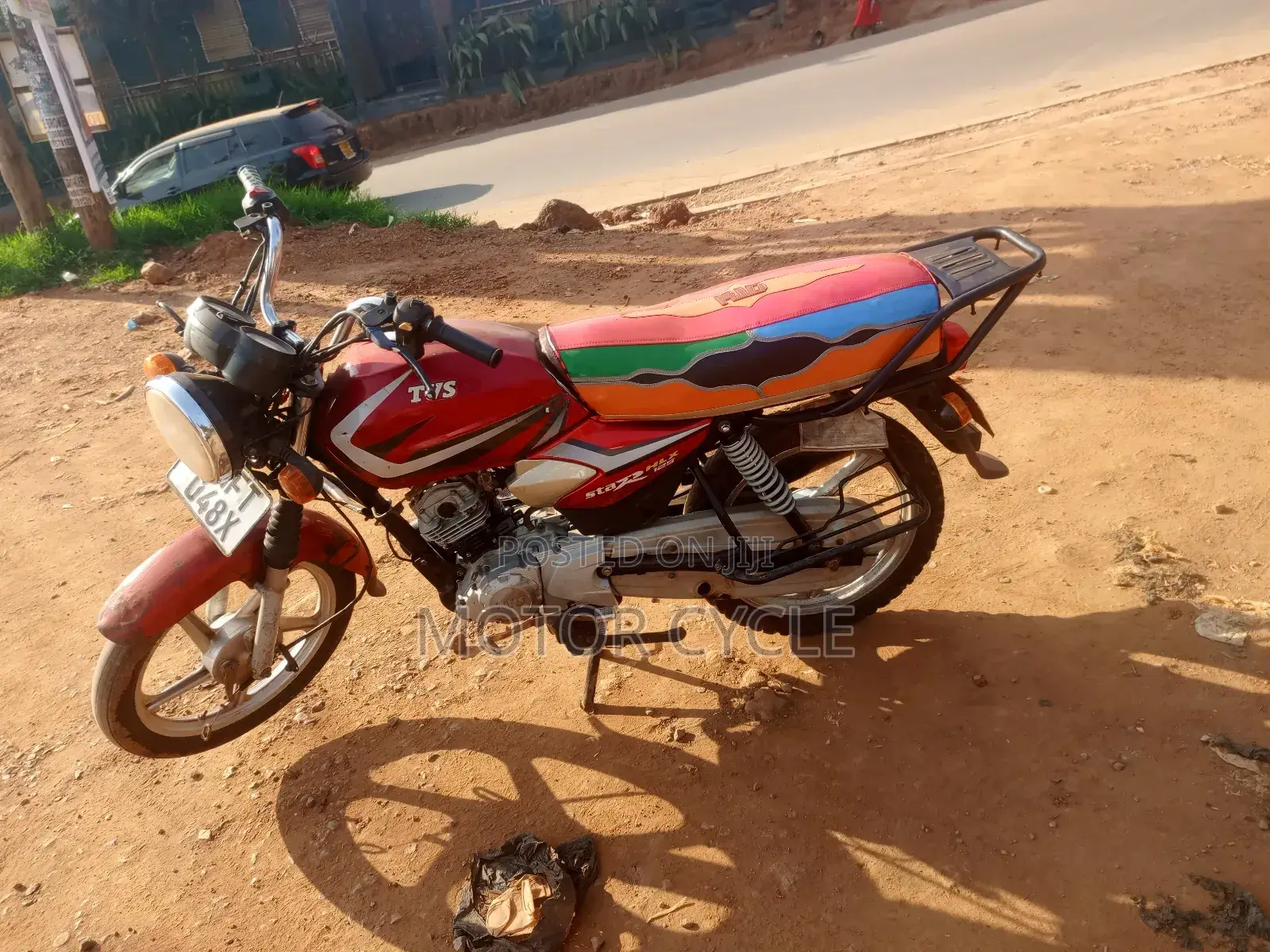 TVS HLX 125 2022 Red