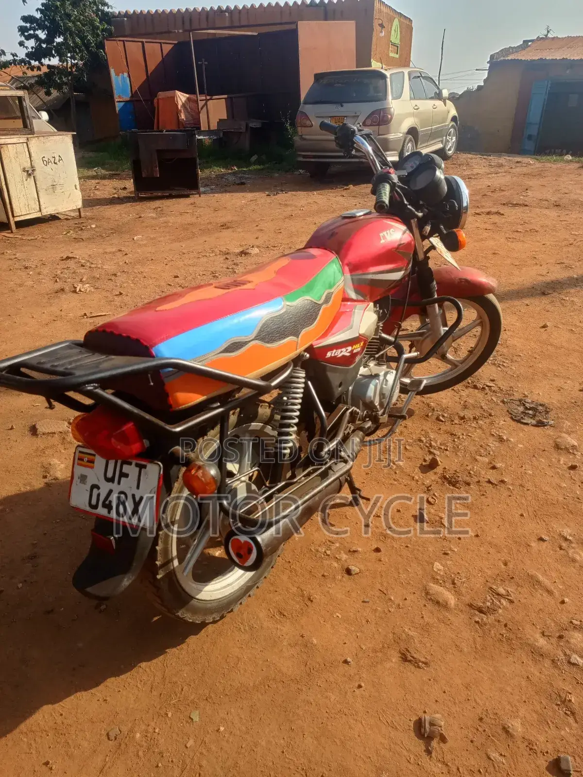 TVS HLX 125 2022 Red