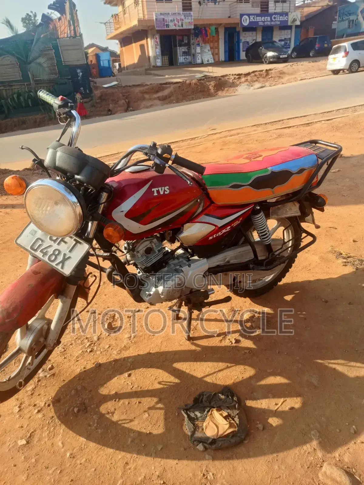 TVS HLX 125 2022 Red