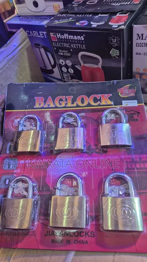 Baglock A Chart Of Big Padlock 6 Pieces With 3 Keys