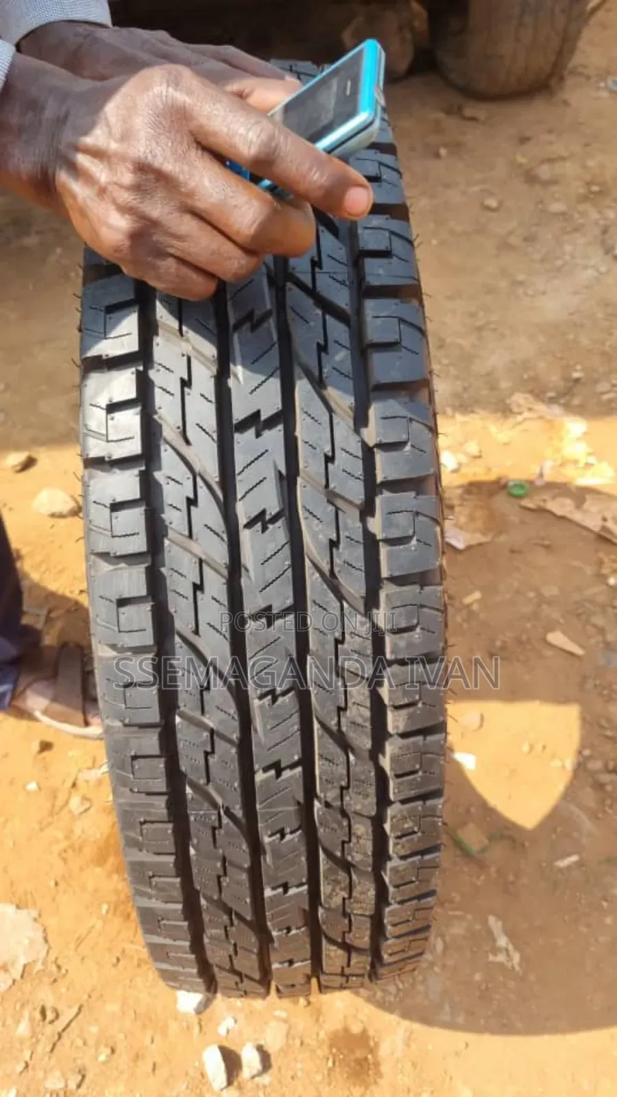 235/85r16 Yokohama Geolander a/T