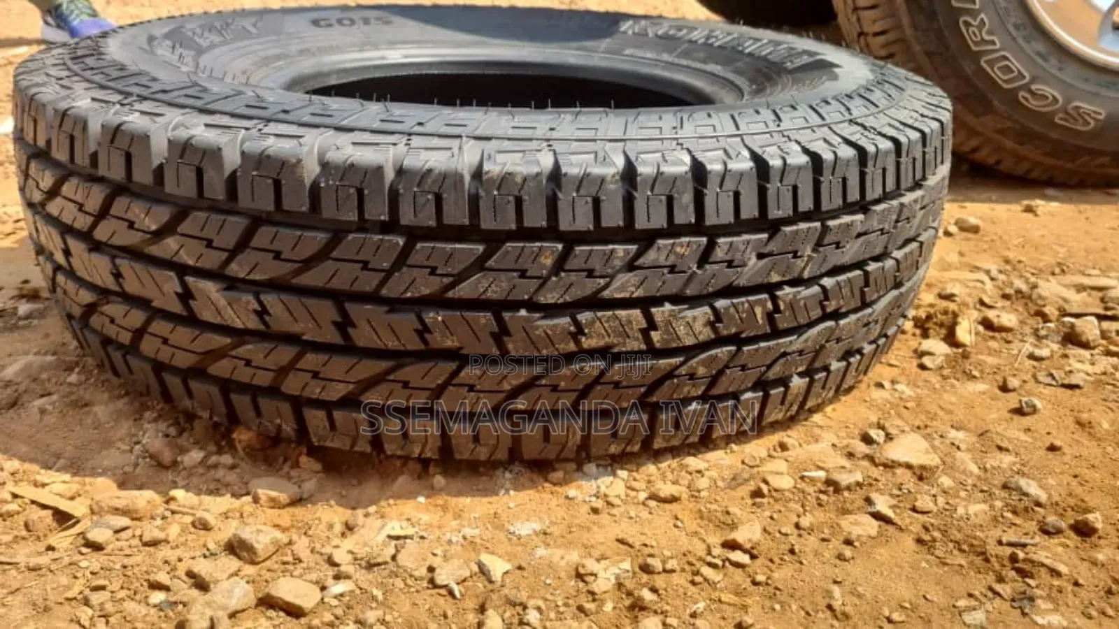 235/85r16 Yokohama Geolander a/T