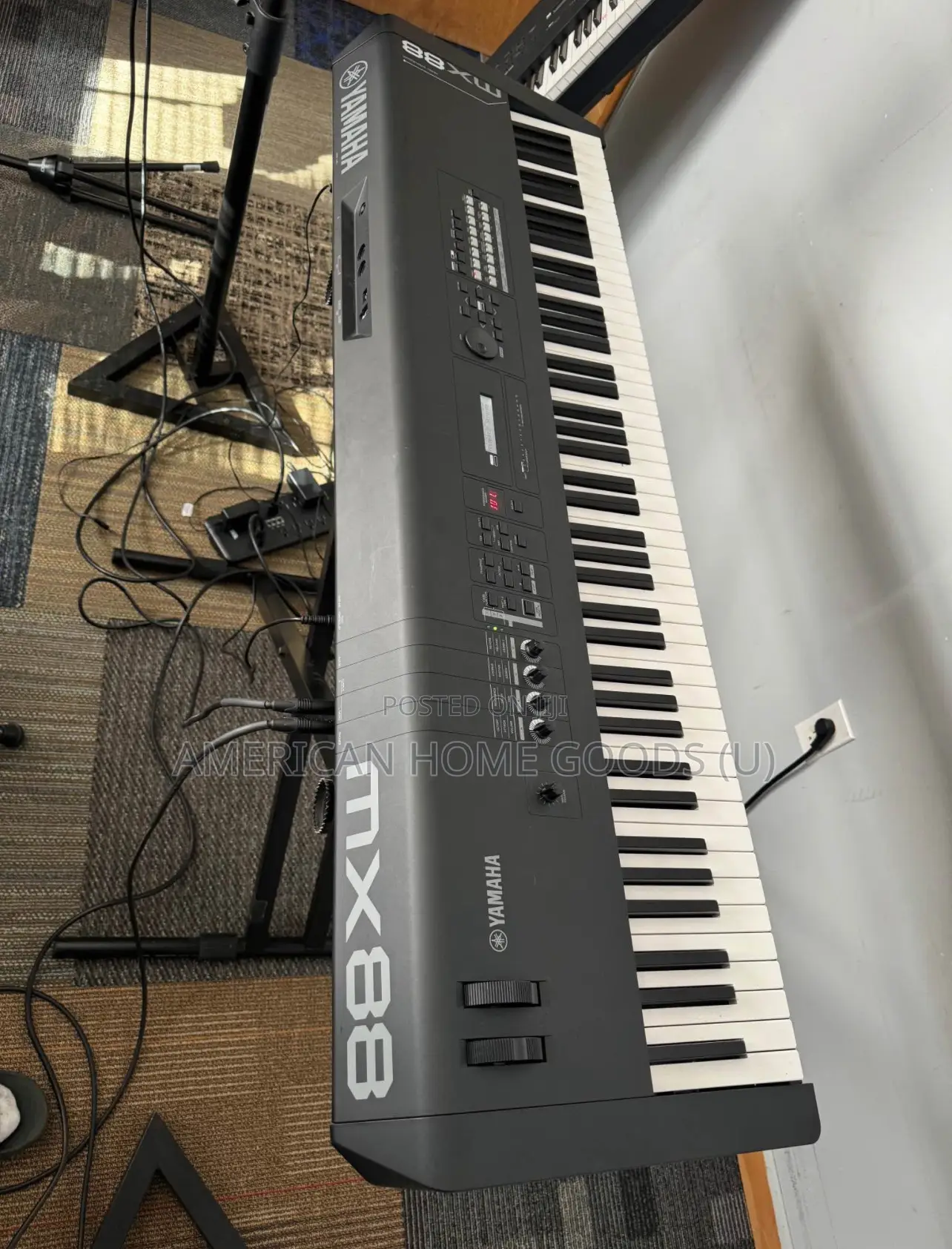 Yamaha Mx88 Professional 88 Keys, Usb, Double Stand, Pedal.