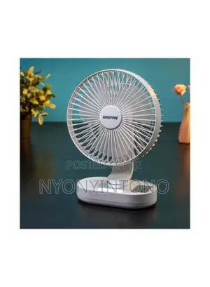 Geepas 8" Rechargeable Fans and Light