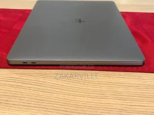 Laptop Apple MacBook Pro 2019 16GB Intel Core i9 SSD 1T