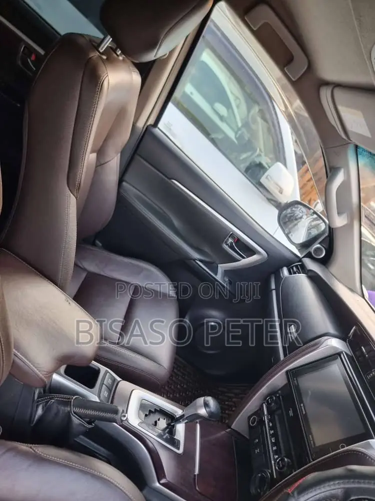 Toyota Fortuner 2.4 D RWD 2017 White
