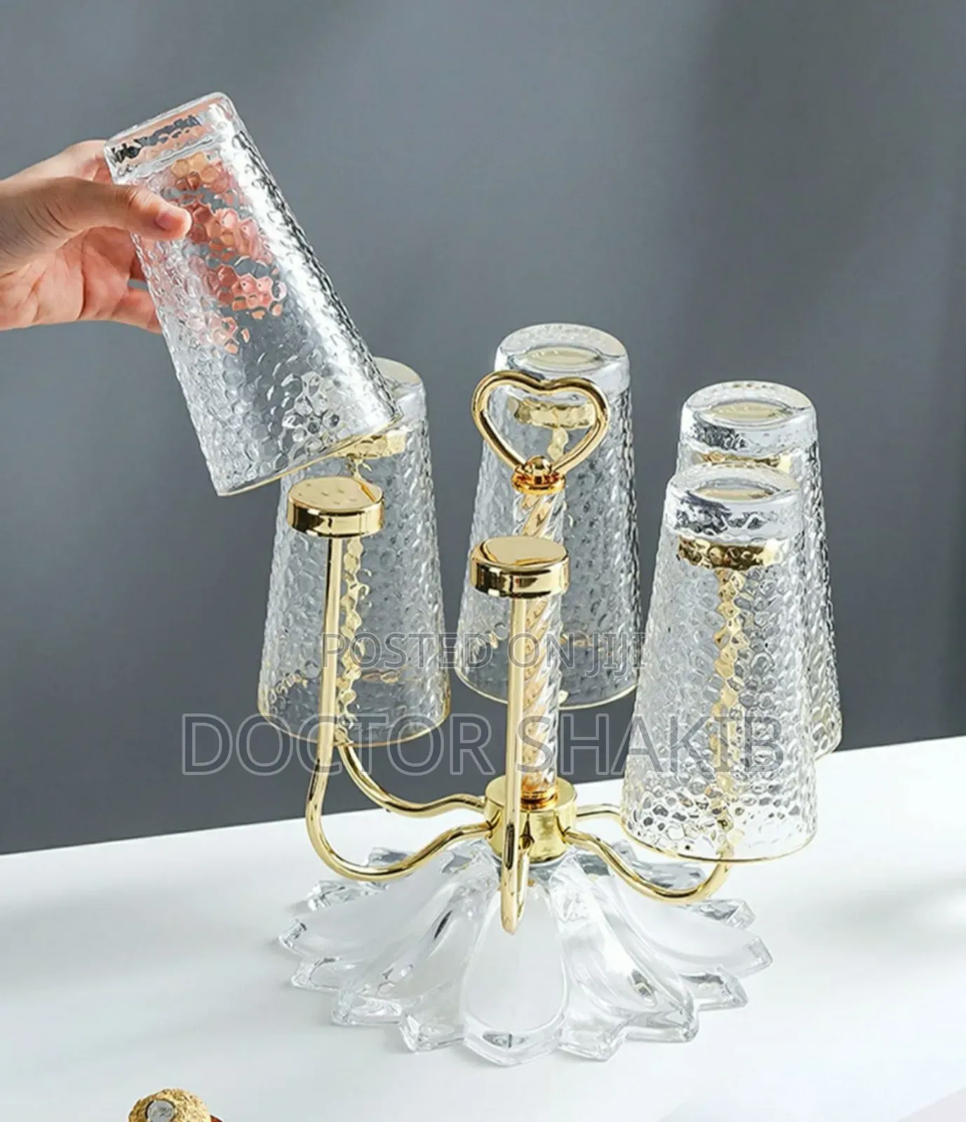 Luxurious Gold/Silver Upside-Down Glass Holder