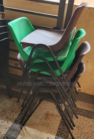 Oval Steel Leg Chair