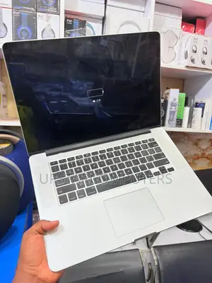 Laptop Apple MacBook Pro 16GB Intel Core I7 SSHD+SSD 256GB