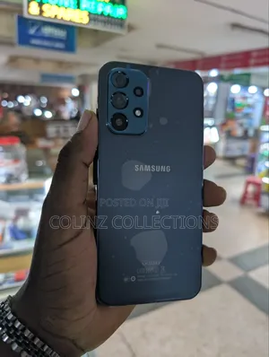 Photo - New Samsung Galaxy A73 5G 256 GB Black
