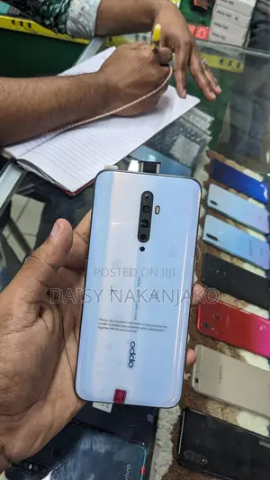 Photo - New Oppo Reno 2Z 256 GB White