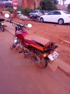 Bajaj Boxer 100 2018 Red