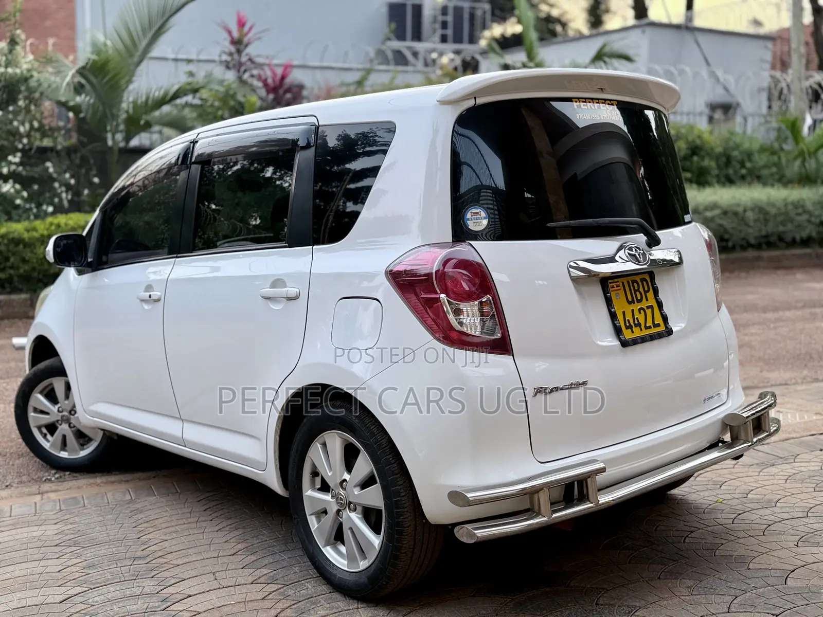 Toyota Ractis 1.5 AWD 2008 Off white