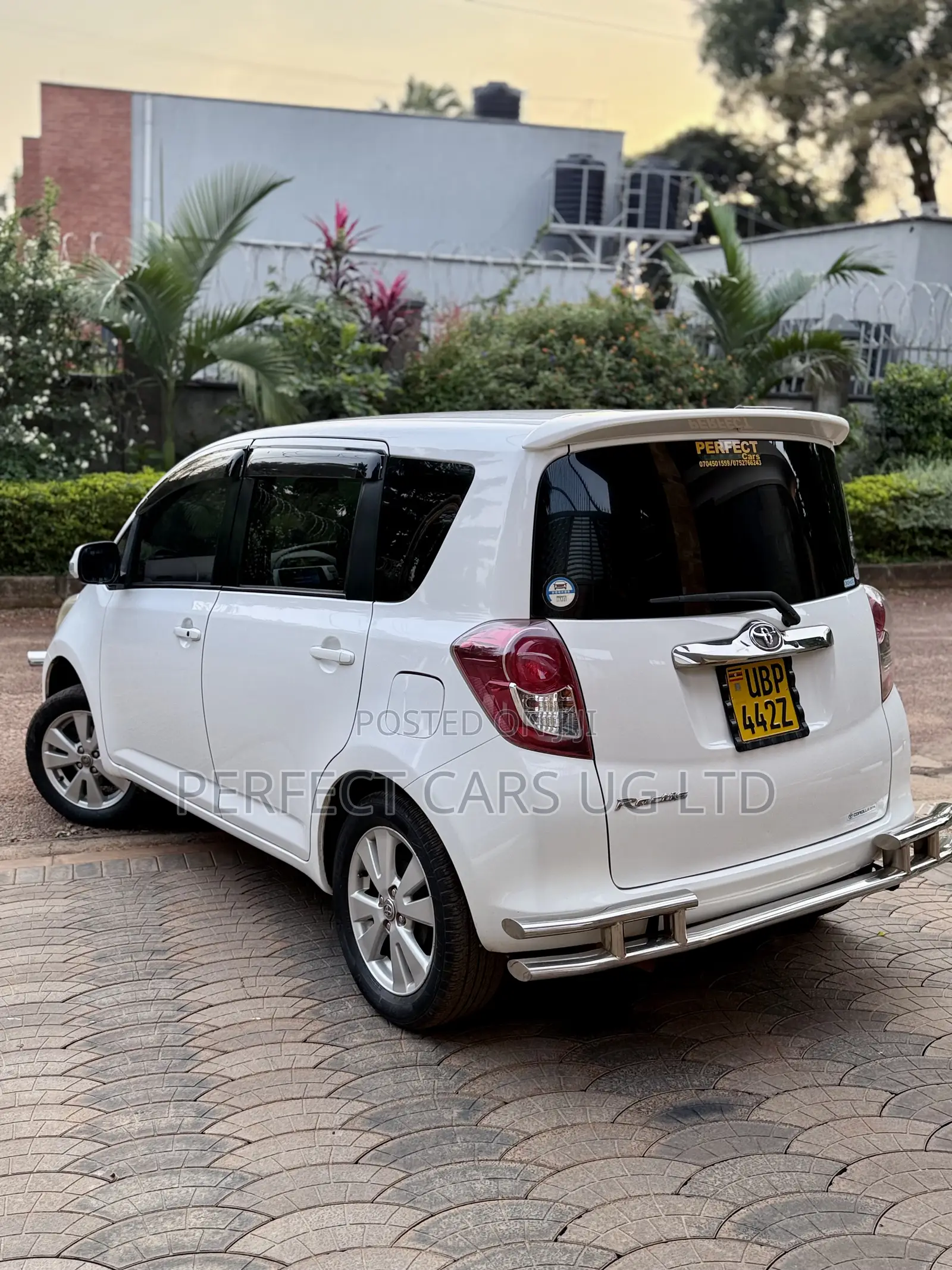 Toyota Ractis 1.5 AWD 2008 Off white