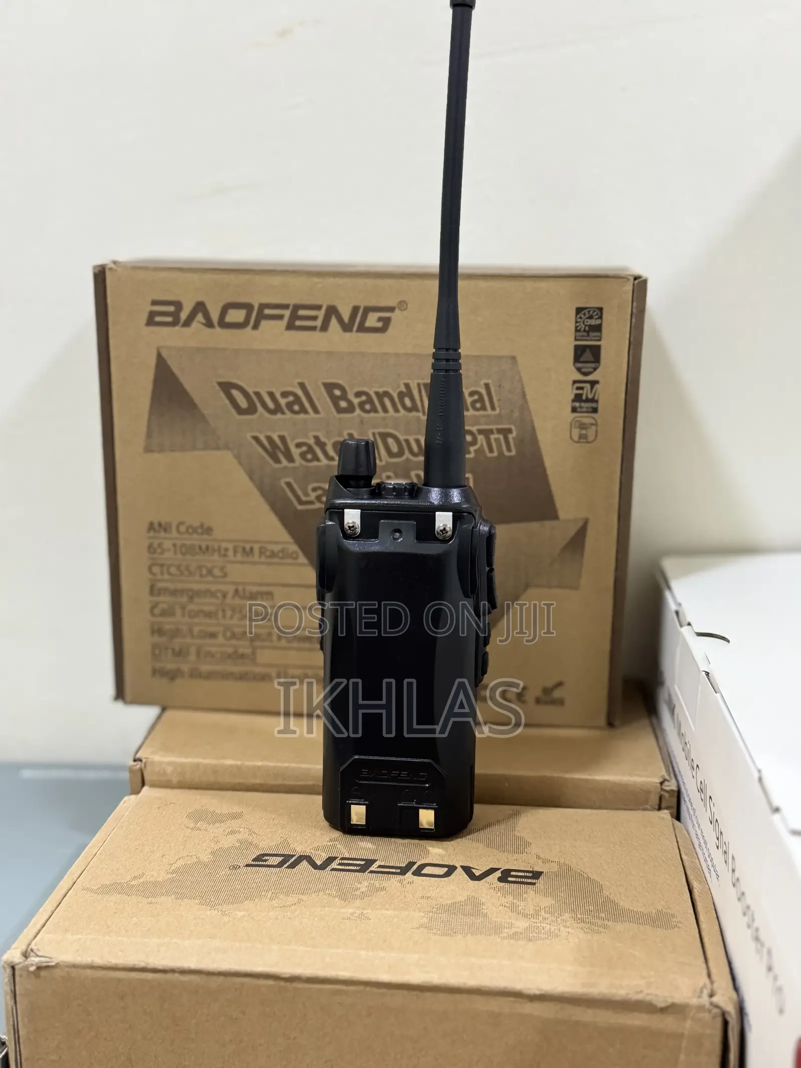 Baofeng Uv-82 Dual Band (Vhf/Uhf) Portable Two-Way Radio