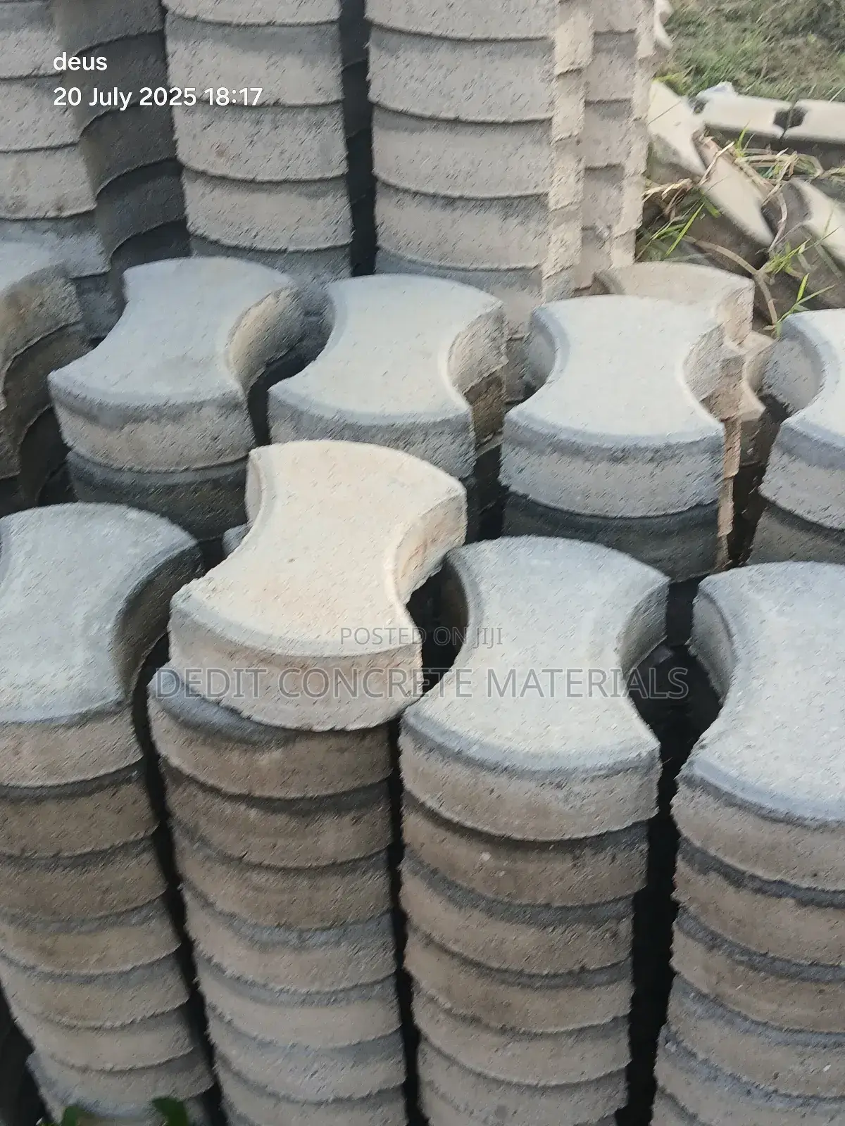 Pavers of All Sizes and Designs