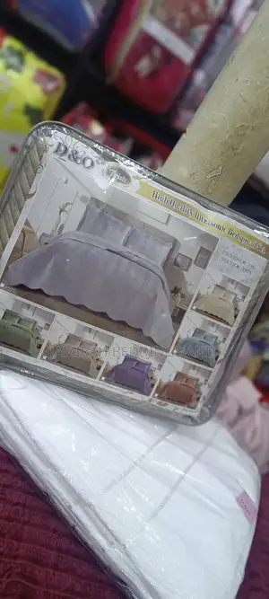 High Quality Velvet 6*6 Bedspread Set