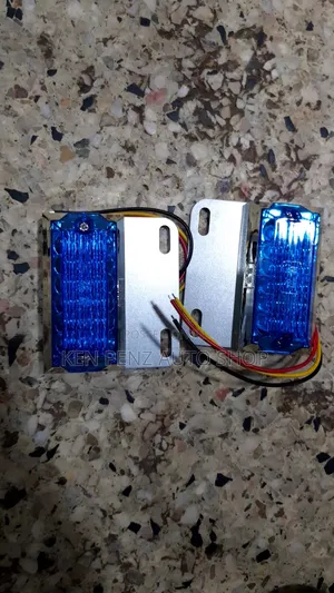 Spinner Led Side Light for Heavy Duty Trucks