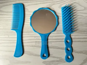 Plastic Combs With Mirrors