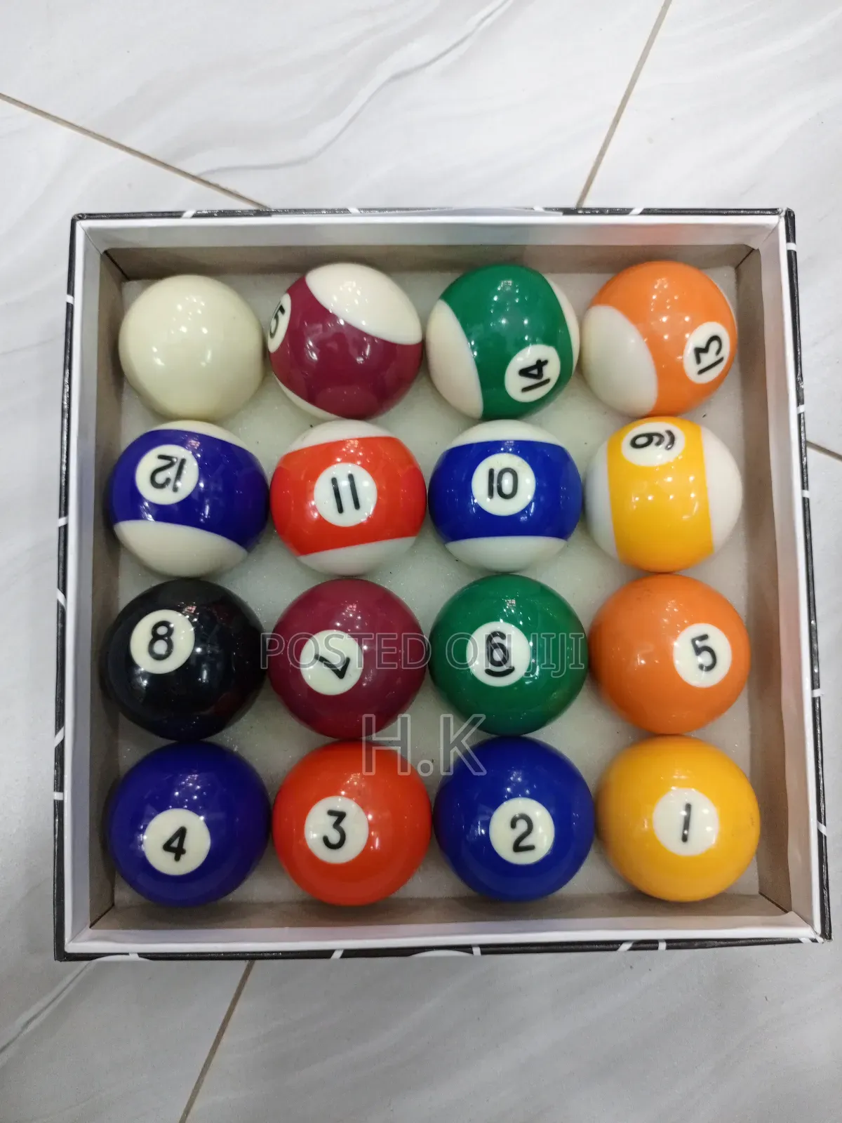 Set of Regulation-Size Billiard/Pool Balls,
