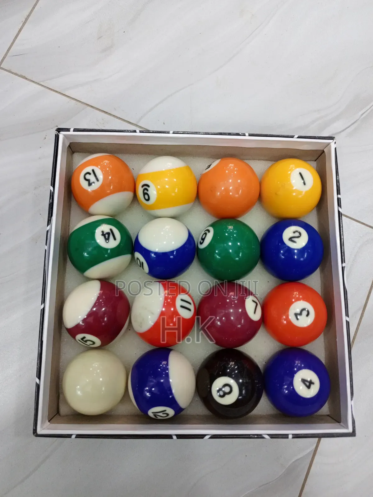 Set of Regulation-Size Billiard/Pool Balls,