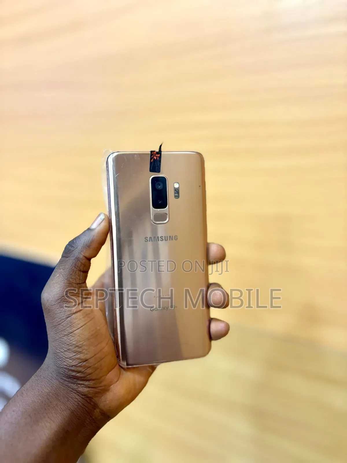 New Samsung Galaxy S9 Plus 128 GB Gray