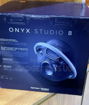 Onyx Studio 8