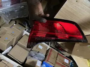 Corolla Fielder Hybrid Reflector