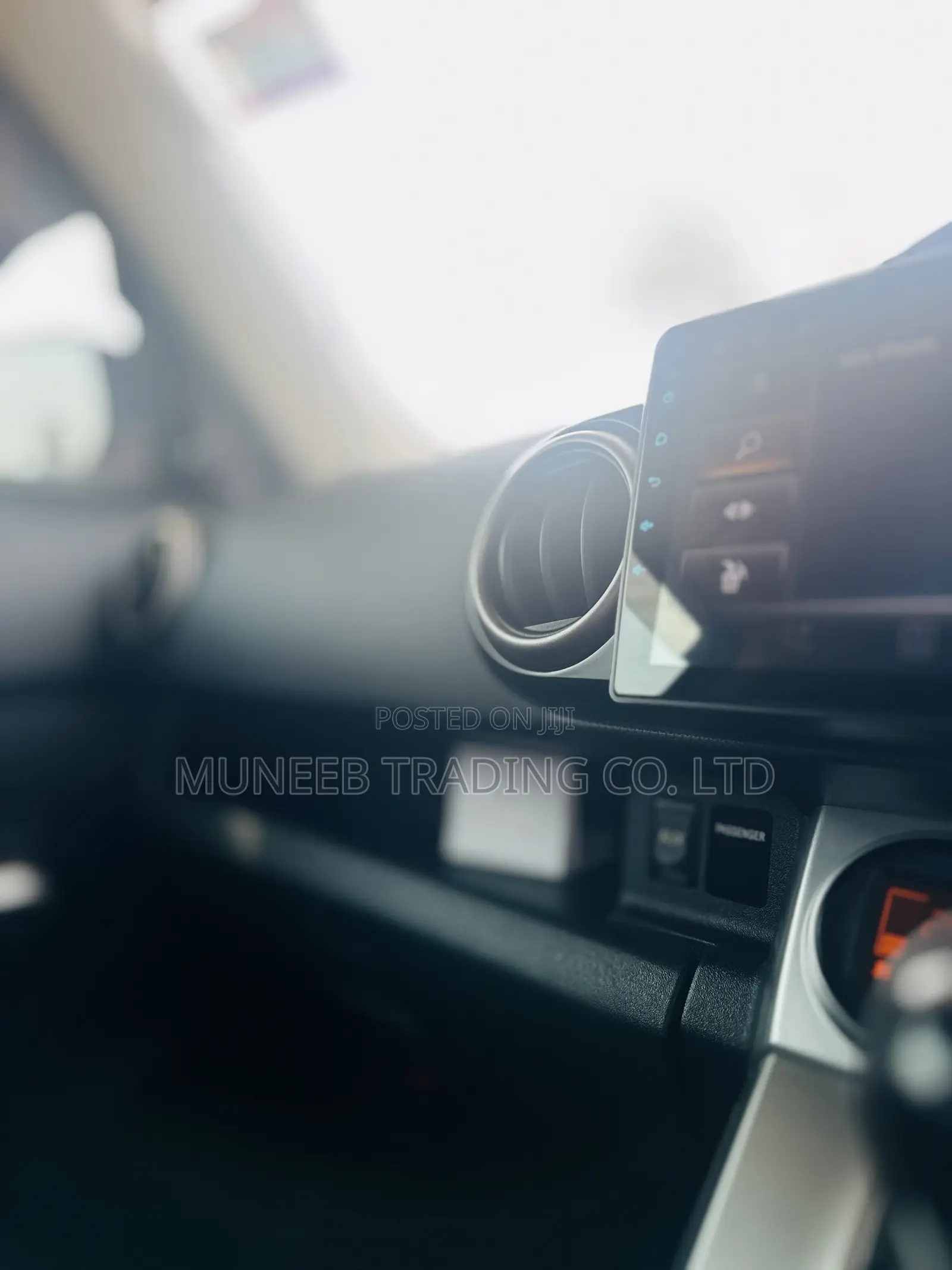 Toyota Corolla Rumion Hatchback 1.8 FWD 2011 Black