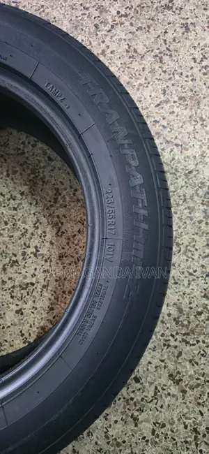 225/55r17 Original Toyo Foreign Used Tyred