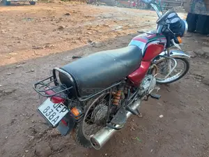 Bajaj Boxer 100 2017 Red