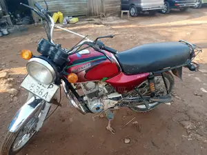 Bajaj Boxer 100 2017 Red