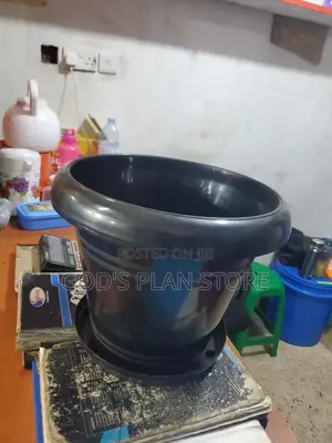 Blow Plast Plastic Flower Pots