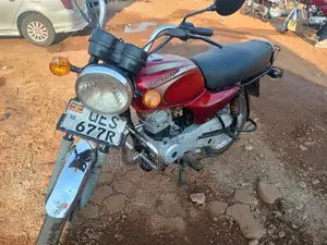 Bajaj Boxer 100 2021 Red