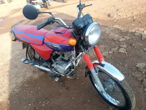 Bajaj Boxer 100 2014 Red