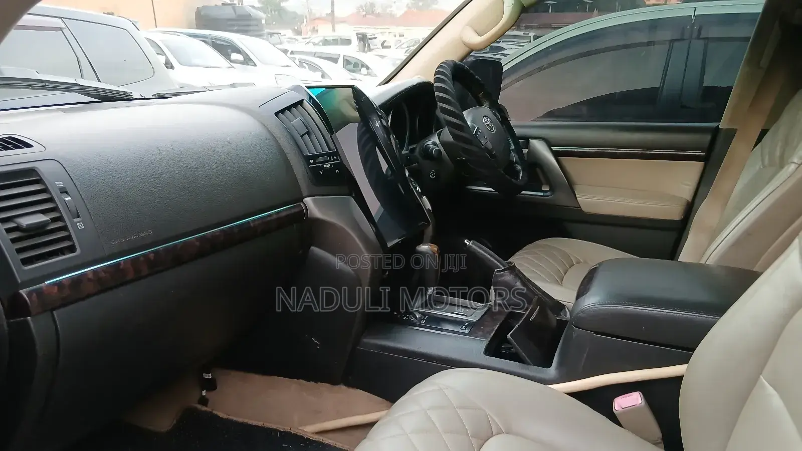 Toyota Land Cruiser Prado 2011