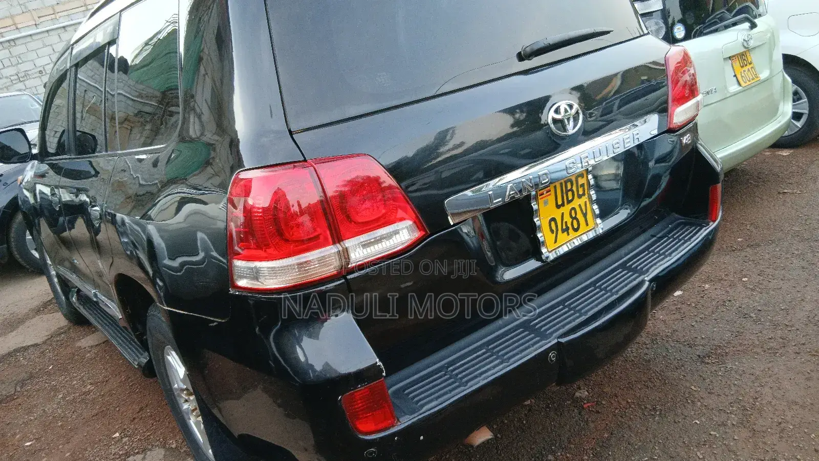 Toyota Land Cruiser Prado 2011