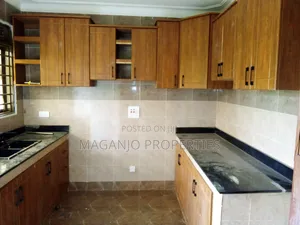 2bdrm Block of Flats in Buwate, Kira for rent